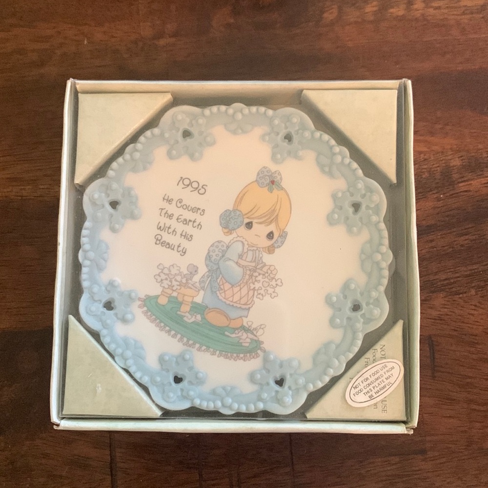 Precious moments collectors item